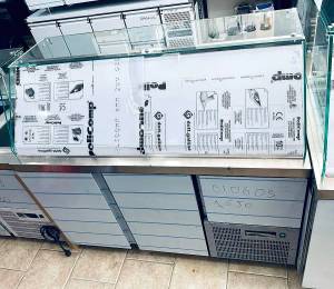 ΨΥΓΕΙΟ ΣΑΛΑΤΩΝ ΜΕ ΤΕΤΡΑΓΩΝΑ ΤΖΑΜΙΑ 140Χ70Χ125CM ΠΡΟΣΦΟΡΑ ΣΤΟΚ